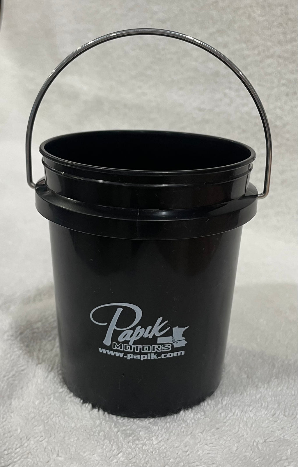 Black Papik Motors Mini Bucket